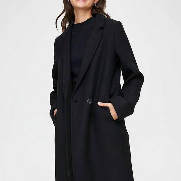 Aritzia Jackets & Blazers - Babaton Stedman Coat